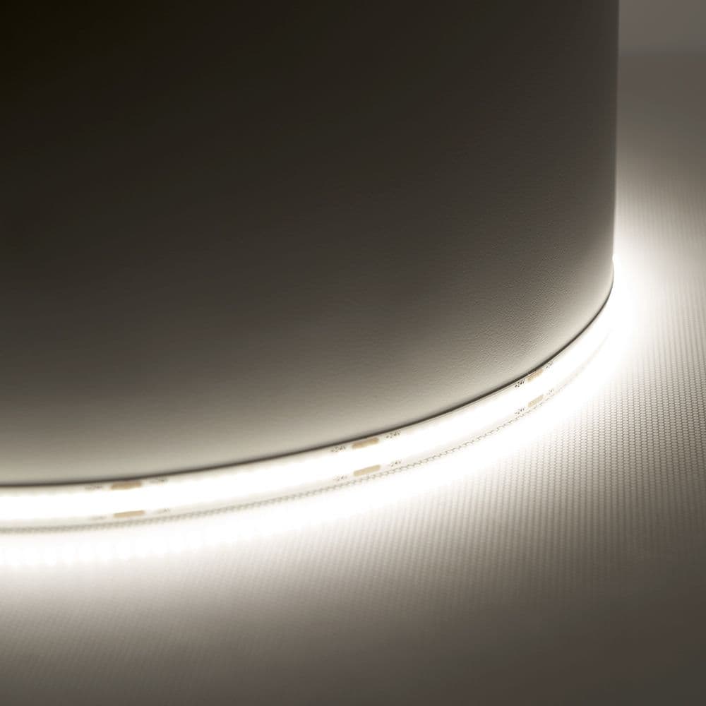 Светодиодная COB лента Feron LS530, 320SMD(2110) 10Вт/м 24V 5000*8*1.8мм 4000К IP20 по цене 1&nbsp;421 ₽ купить в официальном магазине производителя с доставкой.