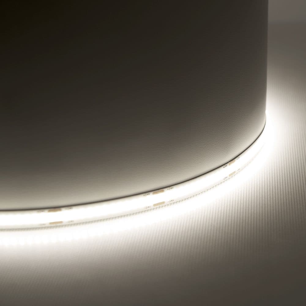 Светодиодная COB лента Feron LS530, 512SMD(2110) 12Вт/м 24V 5000*10*1.8мм 4000К IP20 по цене 1&nbsp;983 ₽ купить в официальном магазине производителя с доставкой.