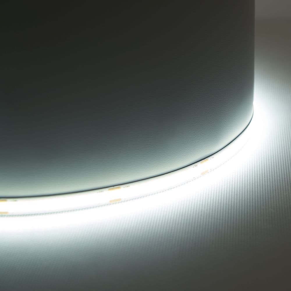 Светодиодная COB лента Feron LS530, 512SMD(2110) 12Вт/м 24V 5000*10*1.8мм 6500К IP20 по цене 1&nbsp;983 ₽ купить в официальном магазине производителя с доставкой.