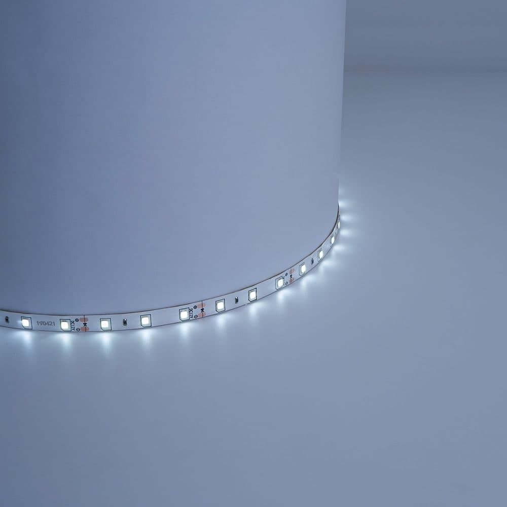 Светодиодная LED лента Feron LS603, 60SMD(2835)/m 4.8W/m 12V 5m 6500К 
