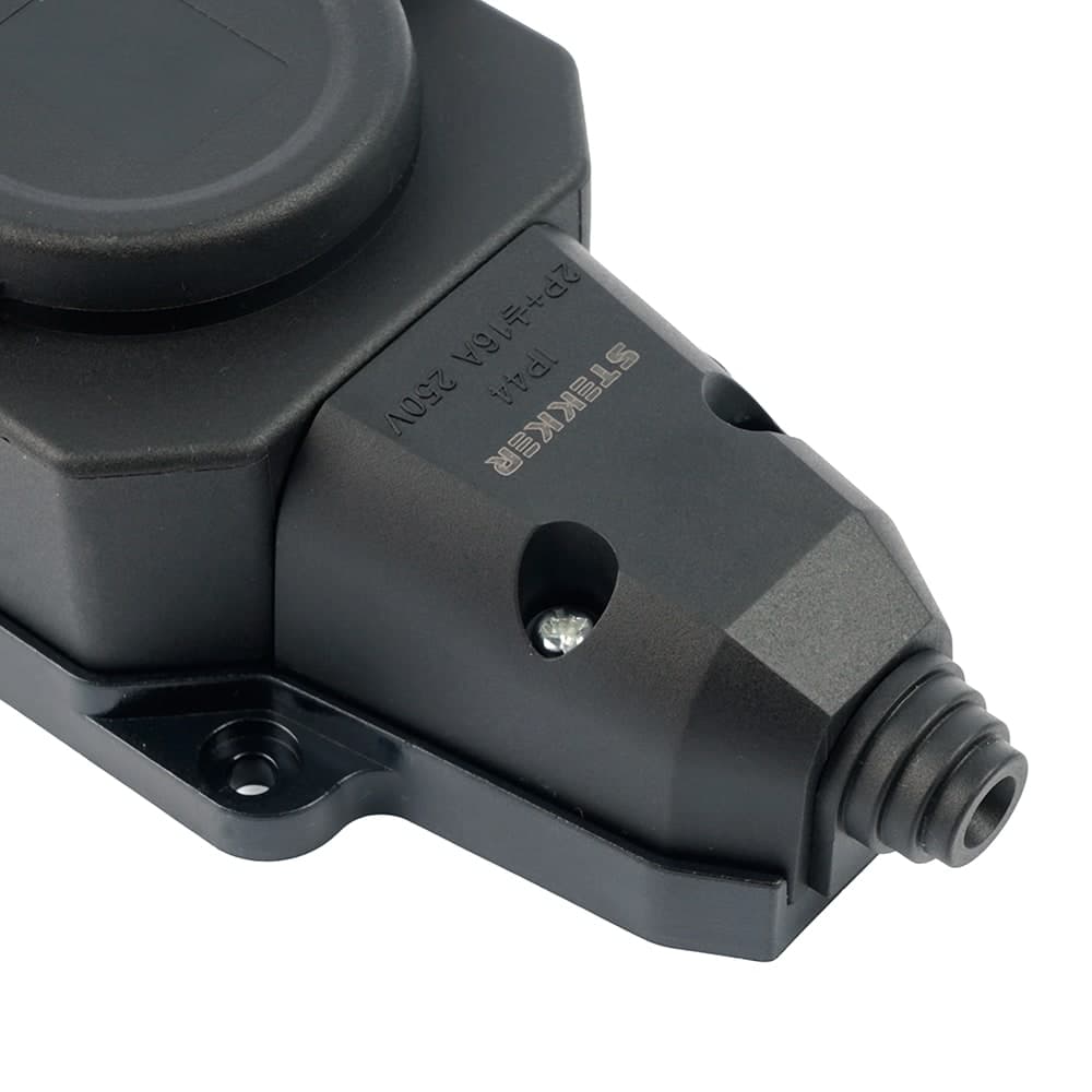 Розетка переносная 3-местная c/з STEKKER,RST16-3-44, 250В, 16А, IP44, черный 