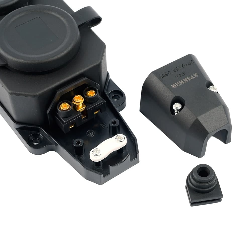 Розетка переносная 3-местная c/з STEKKER,RST16-3-44, 250В, 16А, IP44, черный 