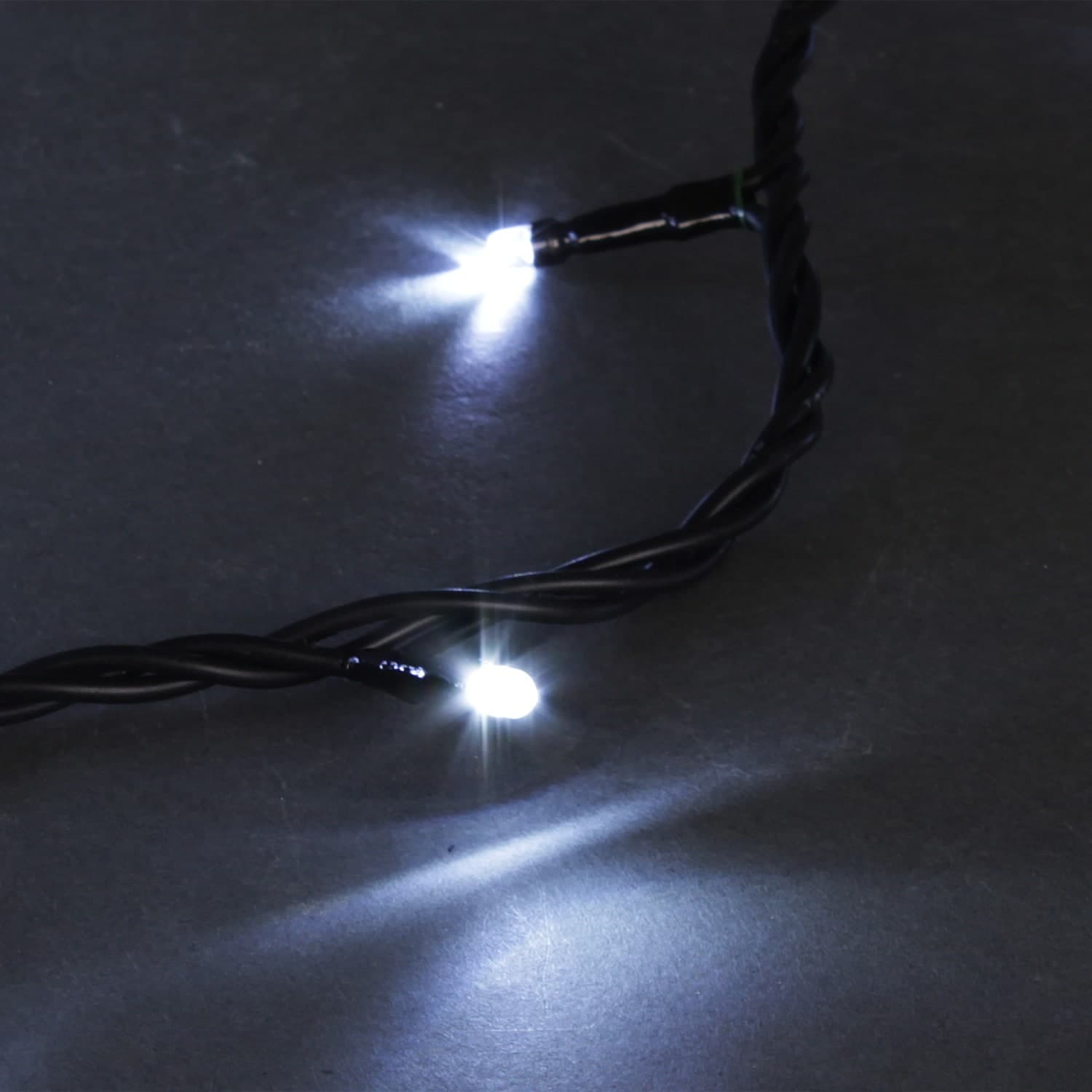 Гирлянда светодиодная 30м 300 LED влагозащищенная Sneha A-047R WT