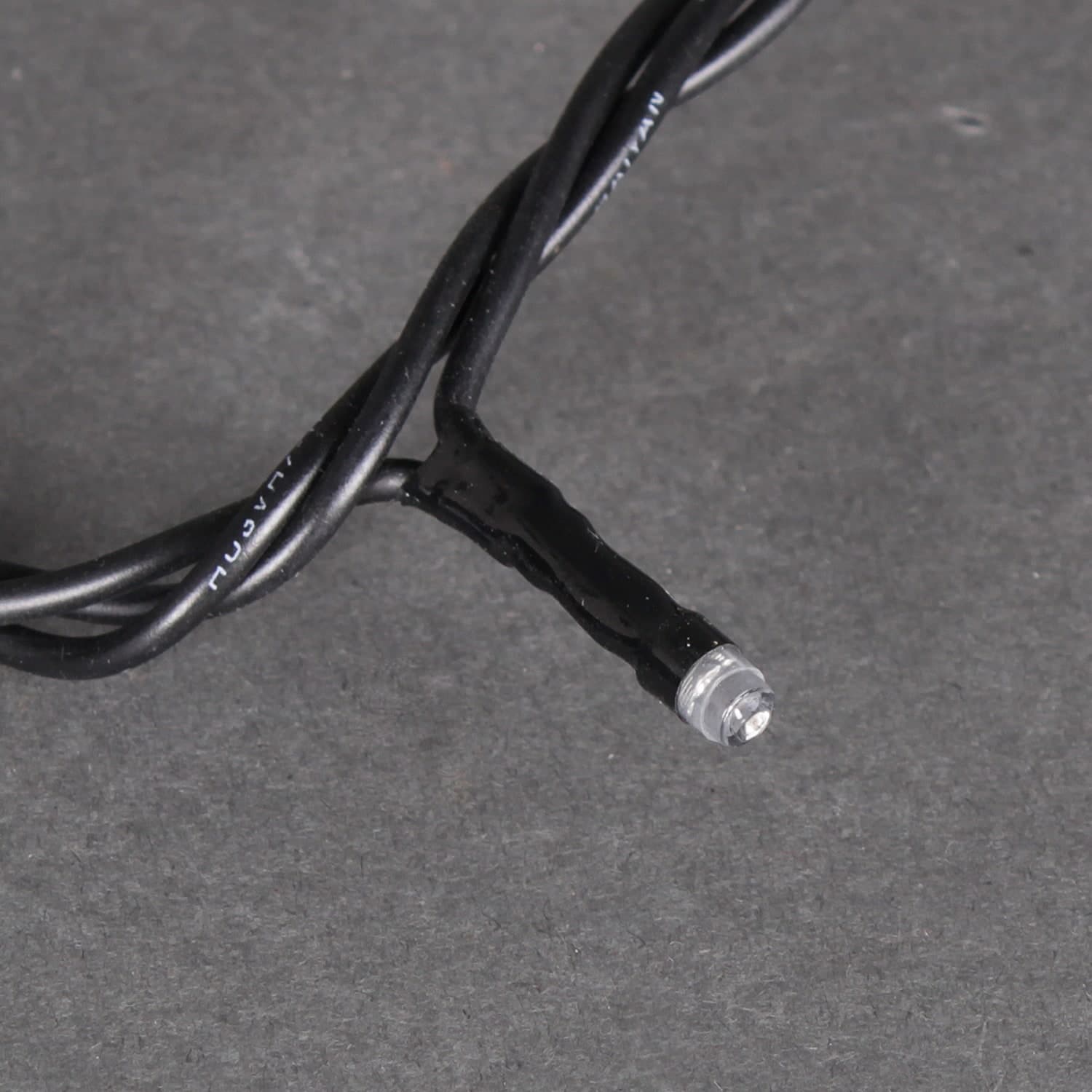 Гирлянда светодиодная 30м 300 LED влагозащищенная Sneha A-047R RD