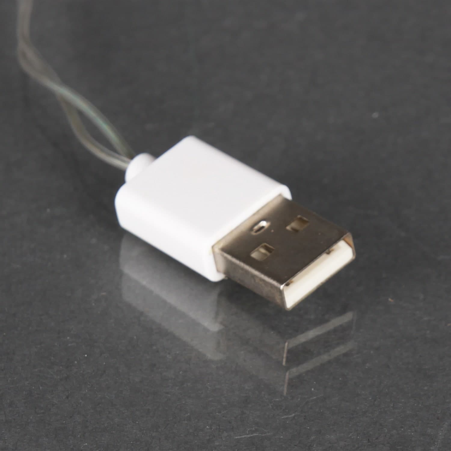 Гирлянда светодиодная, прозрачный провод 4м, 20 LED с насадками "снежинка", от USB Sneha A-472