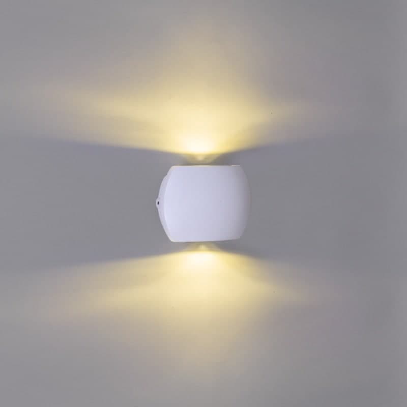 Светильник настенный Reluce 86008-9.2-002TLB LED2*3W WT