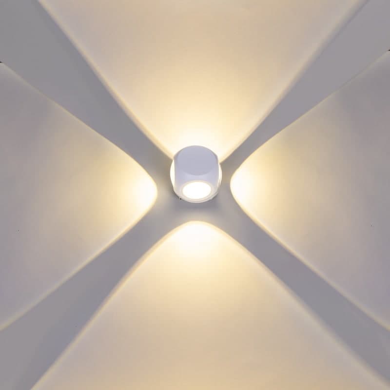 Светильник настенный Reluce 86828-9.2-004TLFA LED4*3W WT