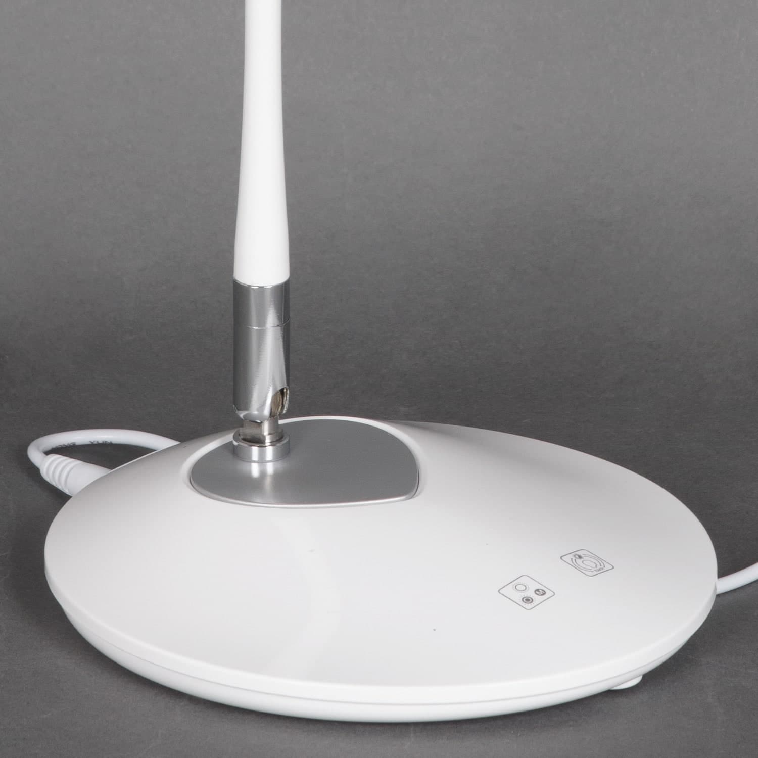 Светильник настольный Sneha 1828/MT LED WH