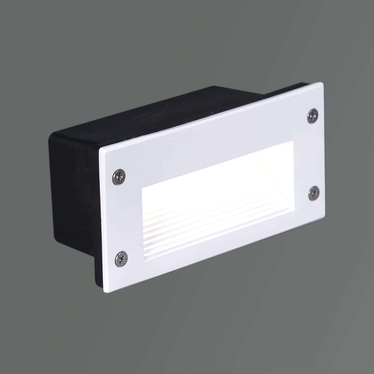 Светильник настенный Reluce 86603-9.0-001TL LED6W WT
