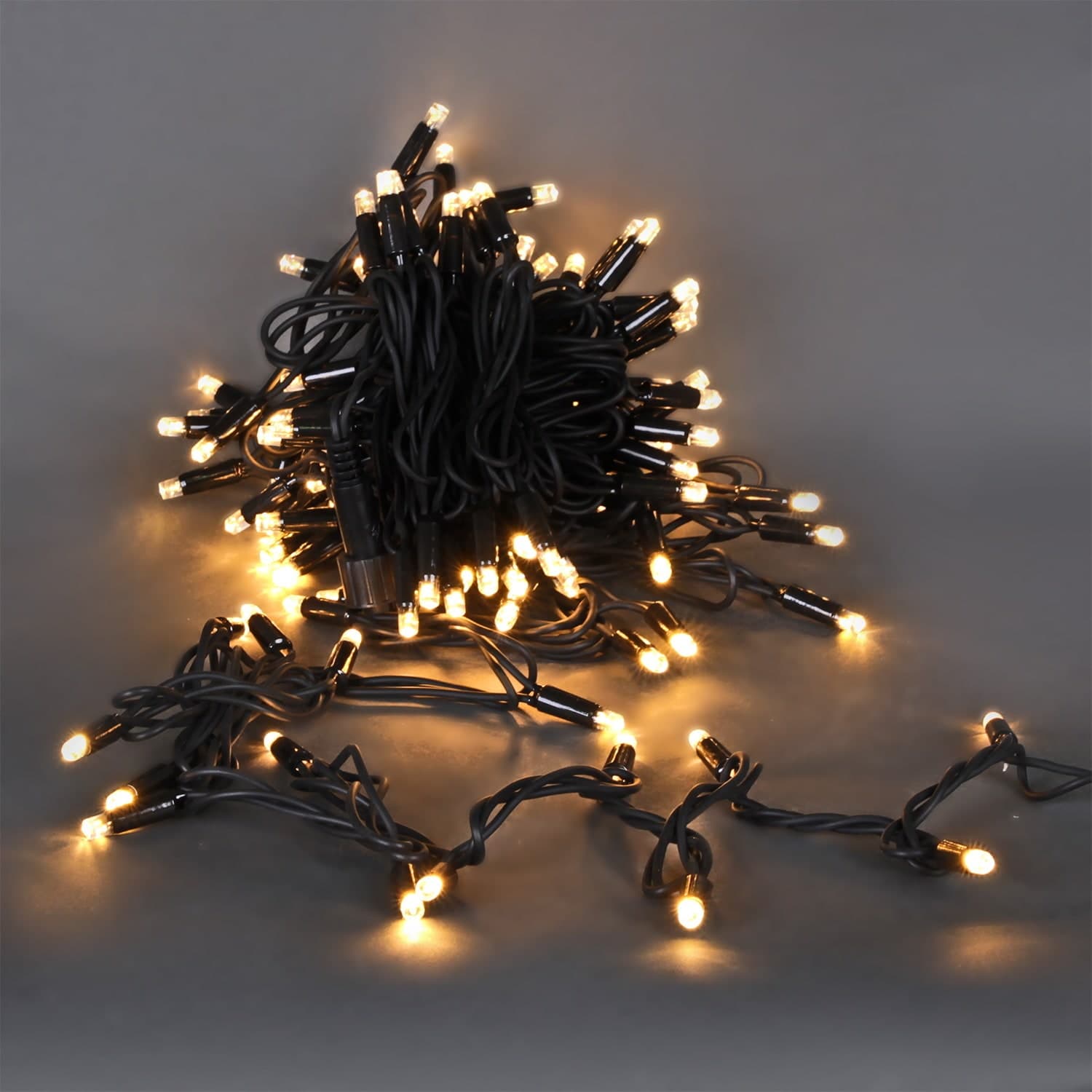 Гирлянда светодиодная 10м, 100LED, черный провод морозостойкий Sneha A-970 WW
