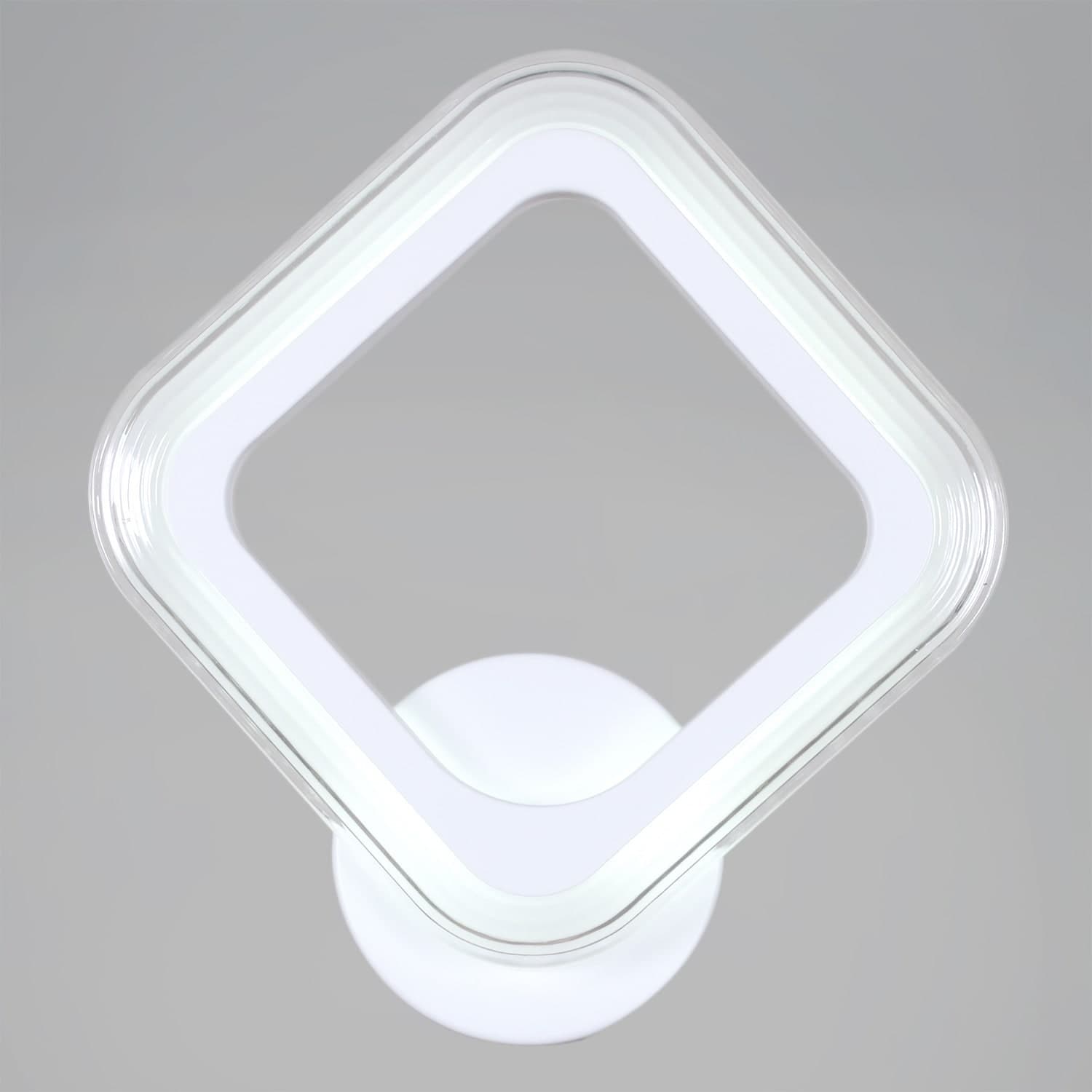 Светильник настенный Reluce 09826-3.2-01 WH