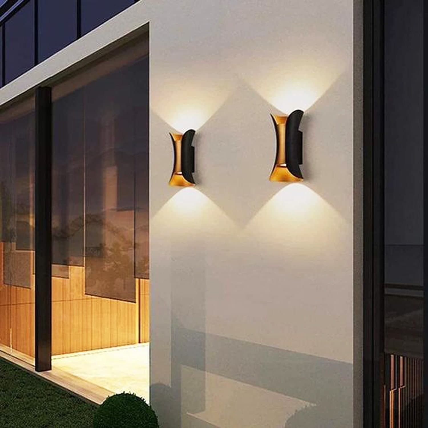 Светильник настенный Reluce 86852-9.2-002KT LED2*5W BK+GD