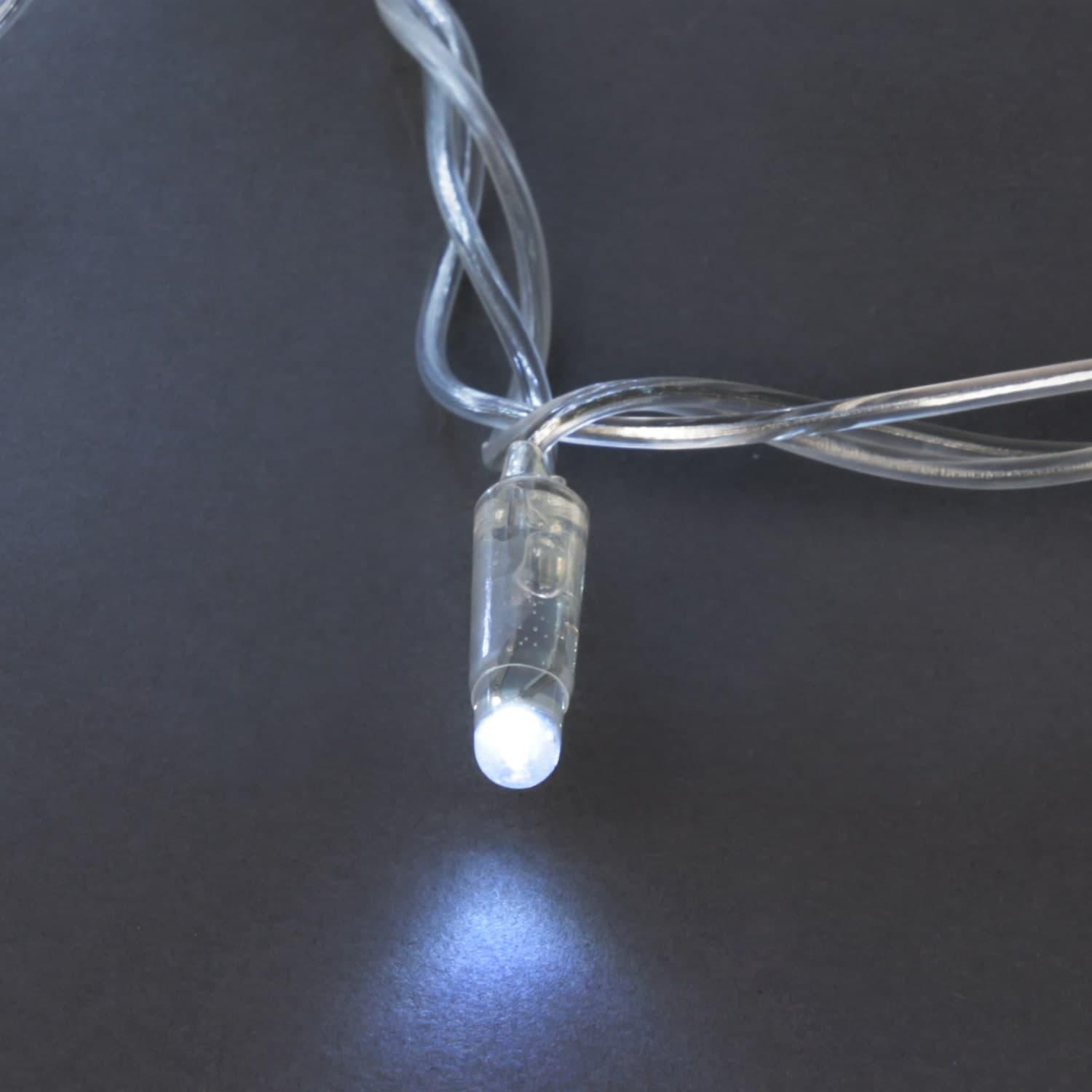 Гирлянда светодиодная, прозрачный провод, 30м, 300LED, влагозащищенная, IP65 Sneha A-047C WT
