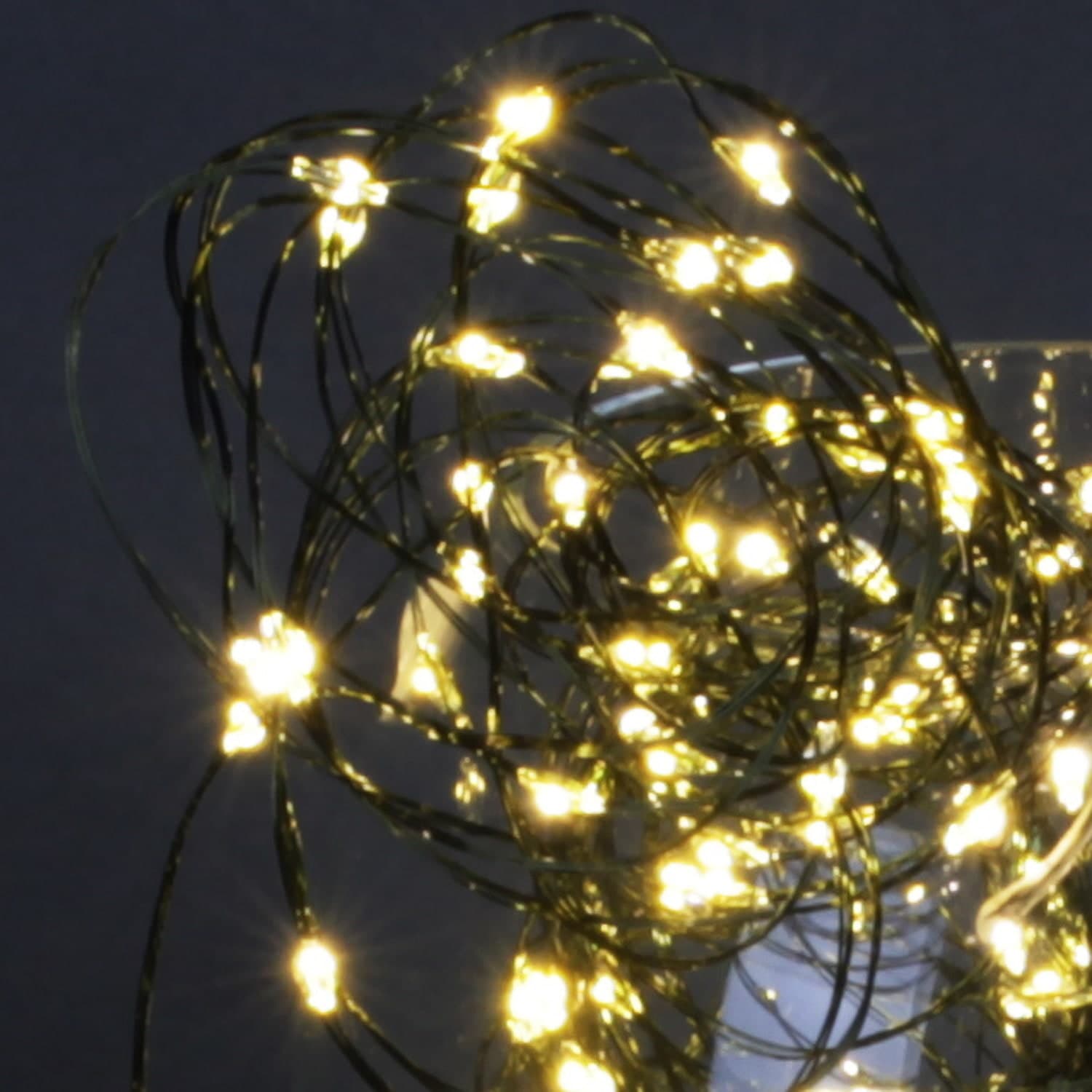 Гирлянда светодиодная "Роса", 20м, 200LED, темно-зеленый провод Sneha A-961A WW