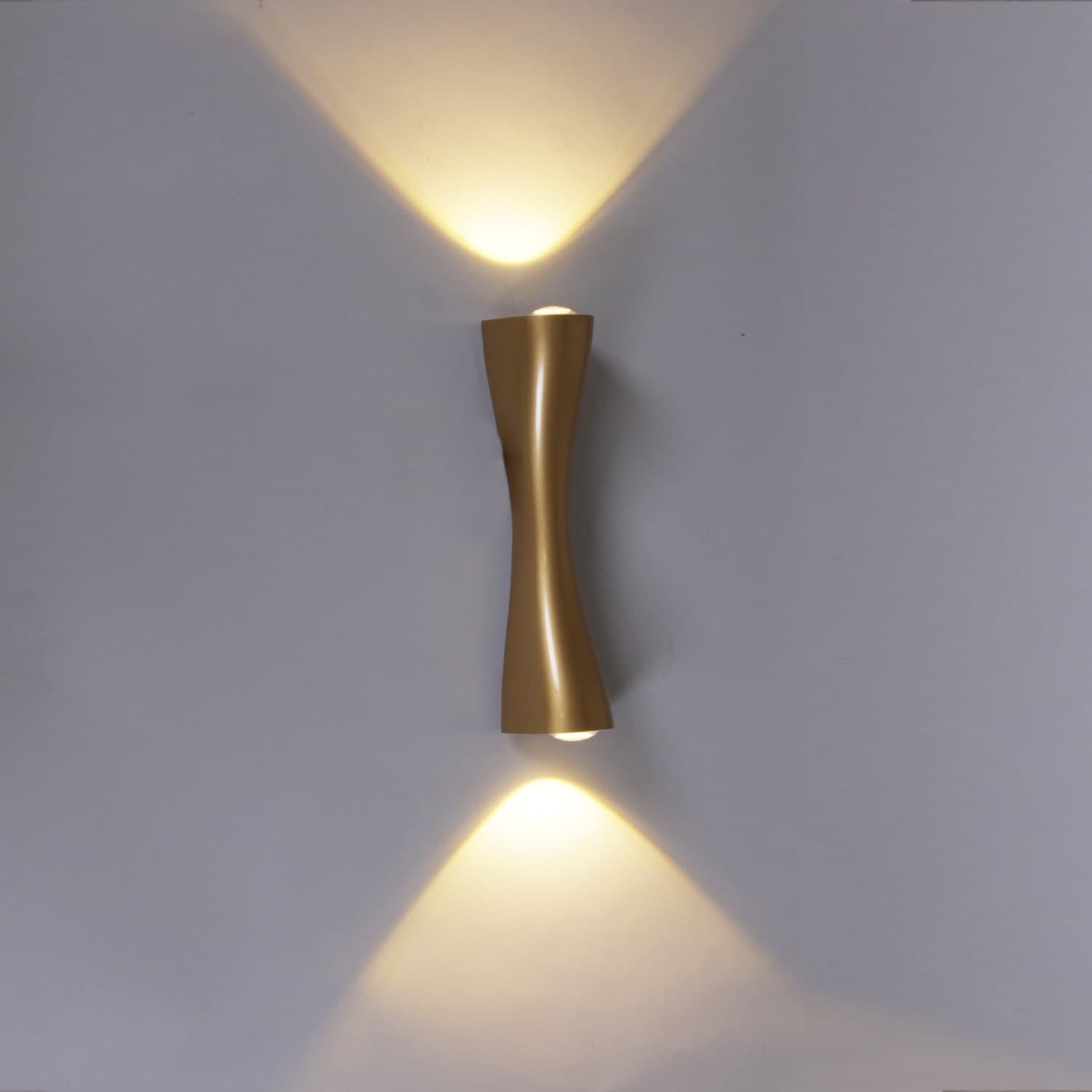Светильник настенный Reluce 86876-9.2-001JH LED2*3W GD RLOS