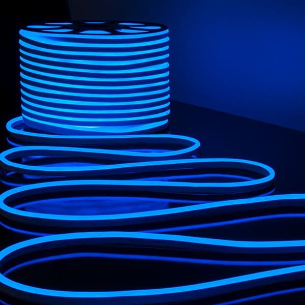 Светодиодный гибкий неон 220 В 9.6 Вт/м 120Led/м 2835 IP67, односторонний, синий, 50 м Гибкий неон 220V 9,6W 120Led 2835 IP67 односторонний синий, 50 м