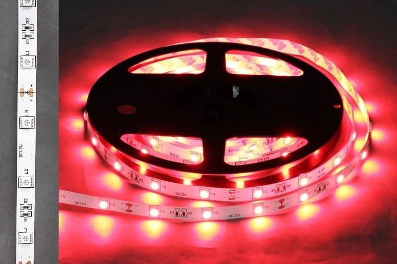 Светодиодная лента 30LED/м, цвет красный Sneha 5050R-30L- NK 5м