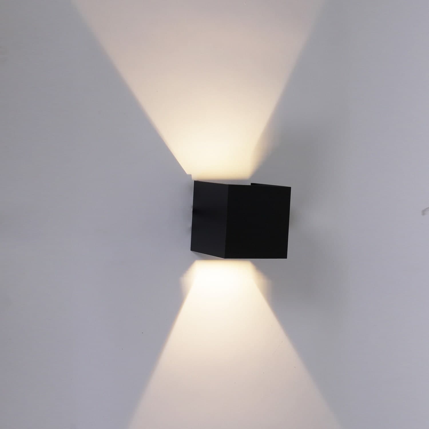 Светильник настенный Reluce 86818-9.2-001KT LED2*5W BK