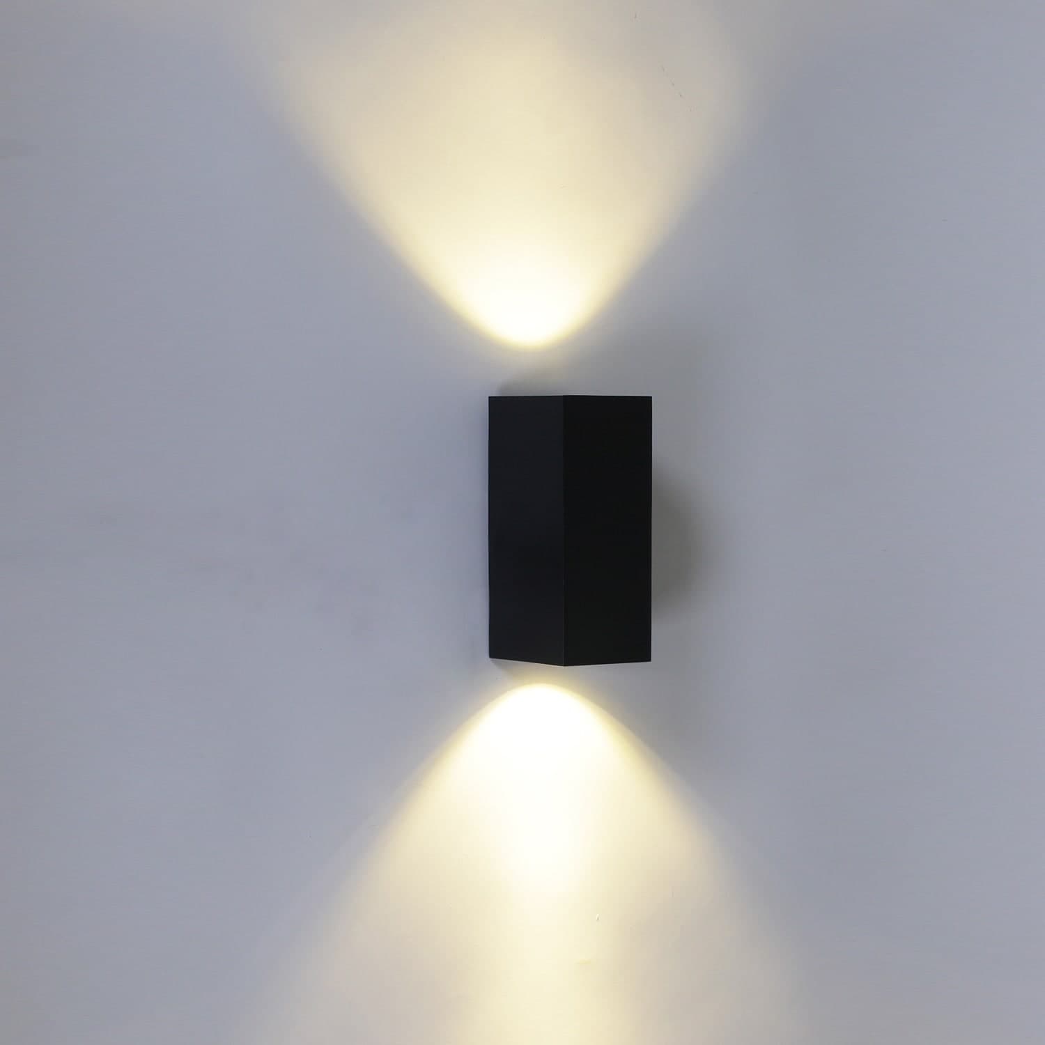 Светильник настенный Reluce 86850-9.2-002KT LED2*5W BK