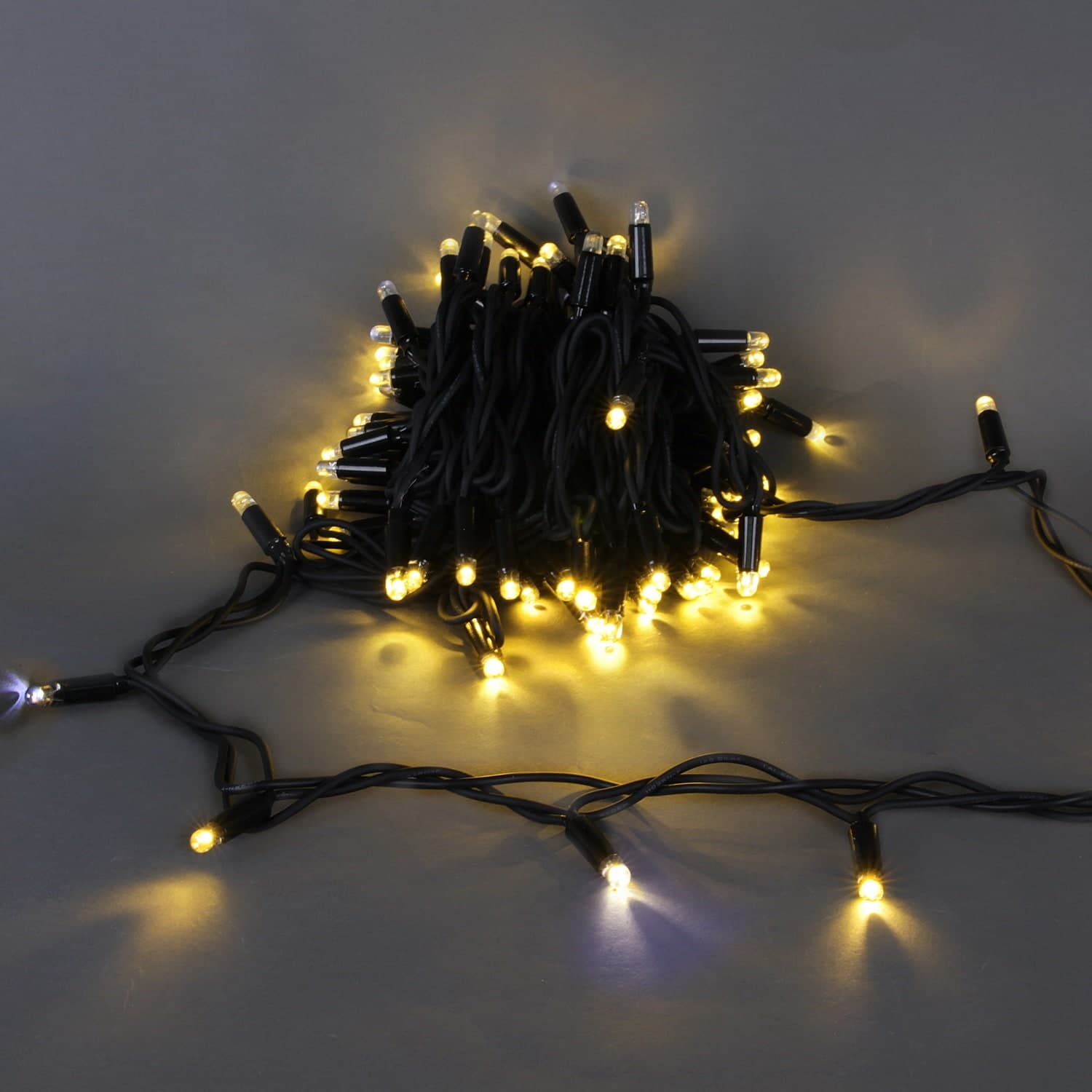 Гирлянда светодиодная, черный провод 10м, 100LED, 24V, морозоустойчивая,влагозащ. Sneha A-504A WW/WT FLASH